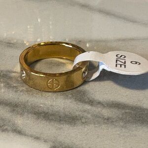 Gold Tone Size 6 Ring